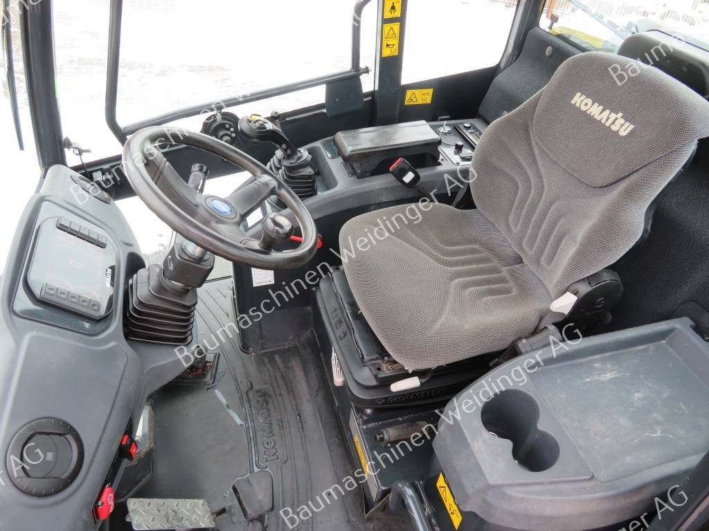 Chargeuse sur pneus Komatsu WA 70 M-8