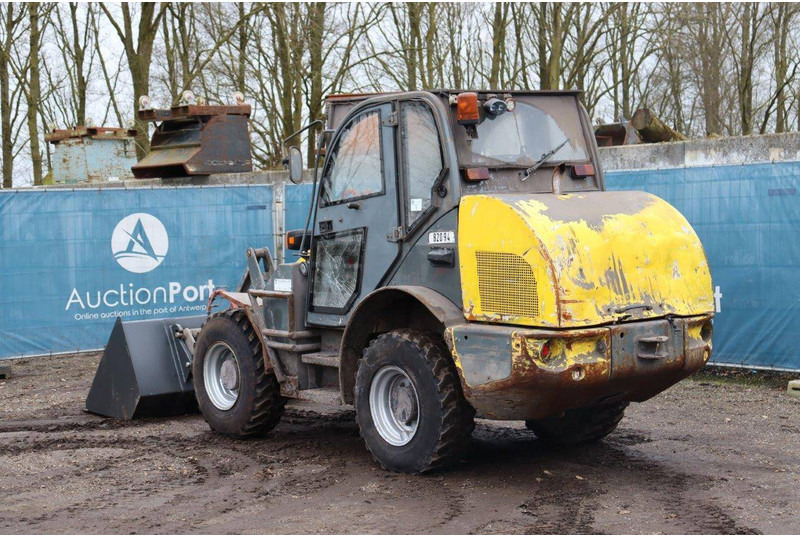 Chargeuse sur pneus Kramer