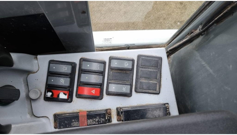 Chargeuse sur pneus Kramer 350 Hjullastare, ''SÅLD''