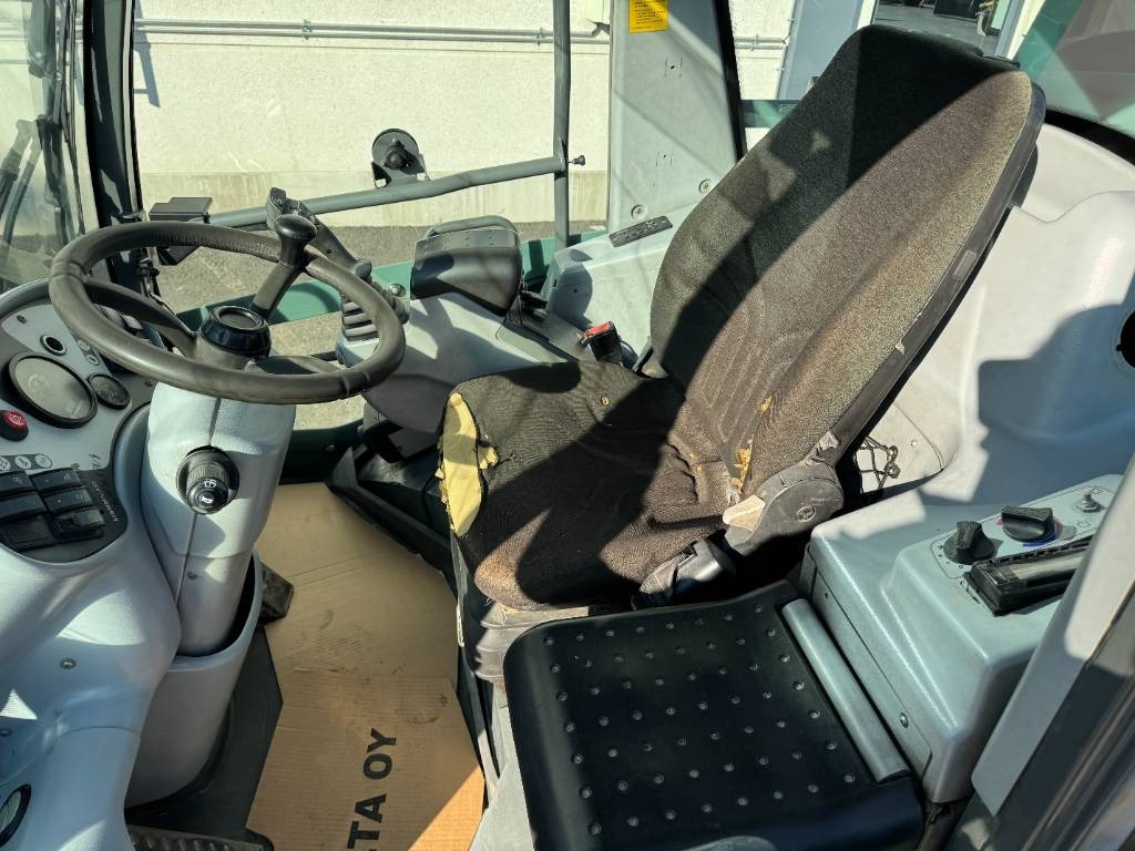 Chargeuse sur pneus Kramer 380