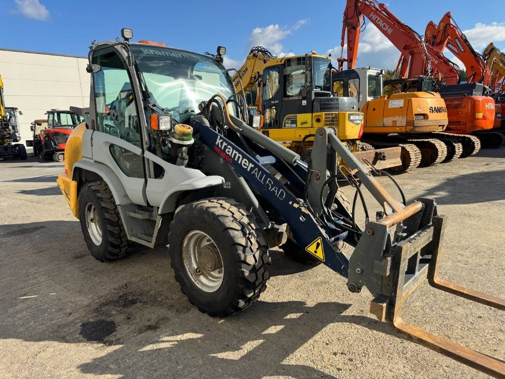 Chargeuse sur pneus Kramer 380