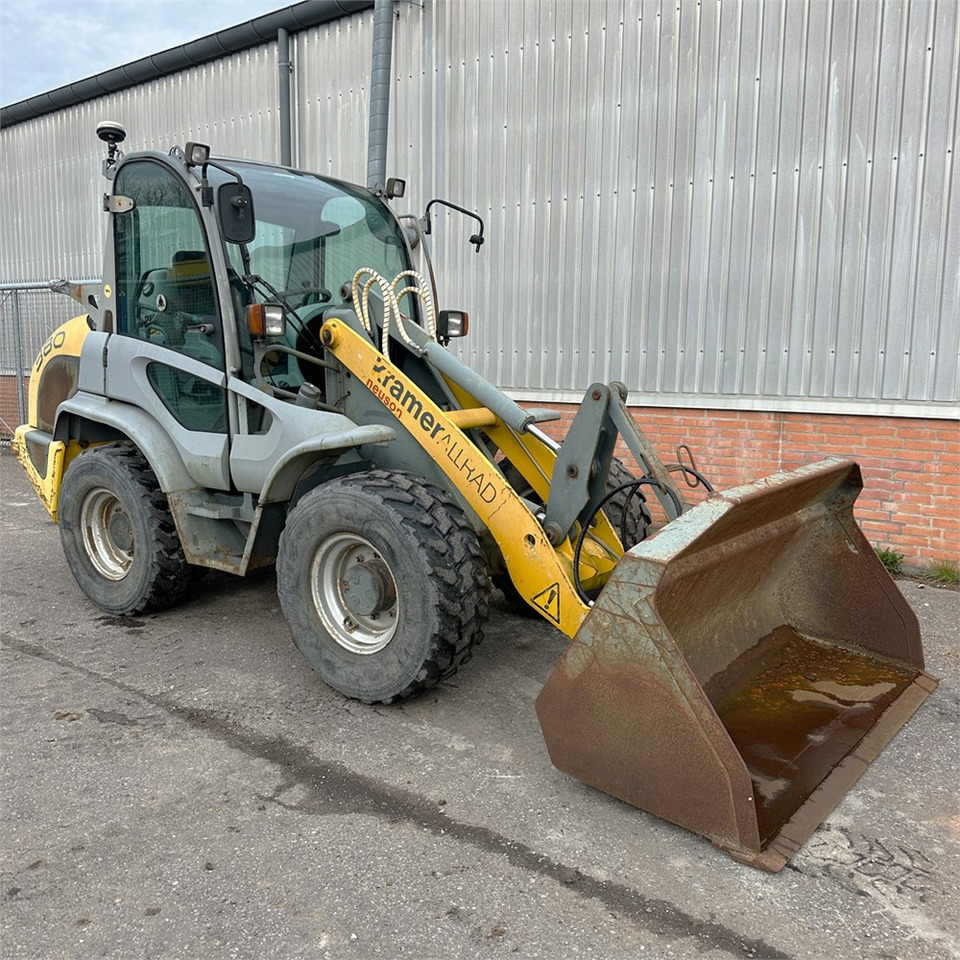 Chargeuse sur pneus Kramer 380