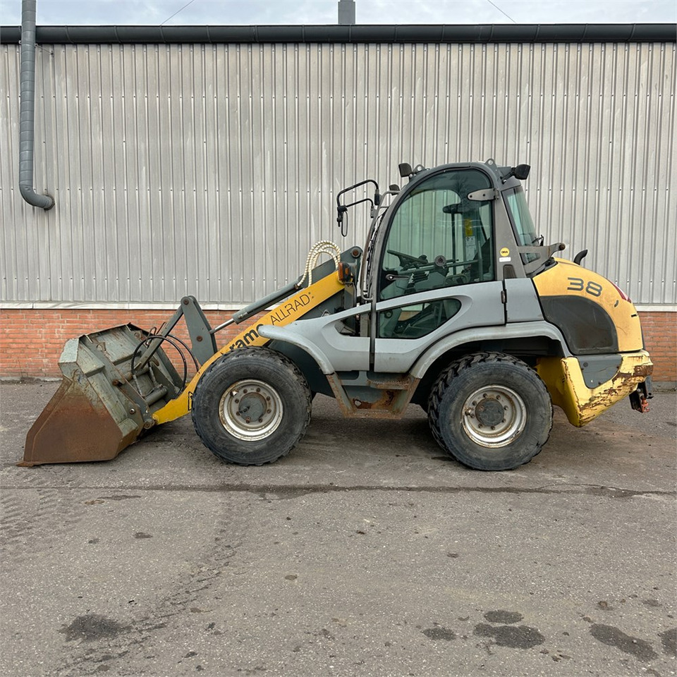 Chargeuse sur pneus Kramer 380