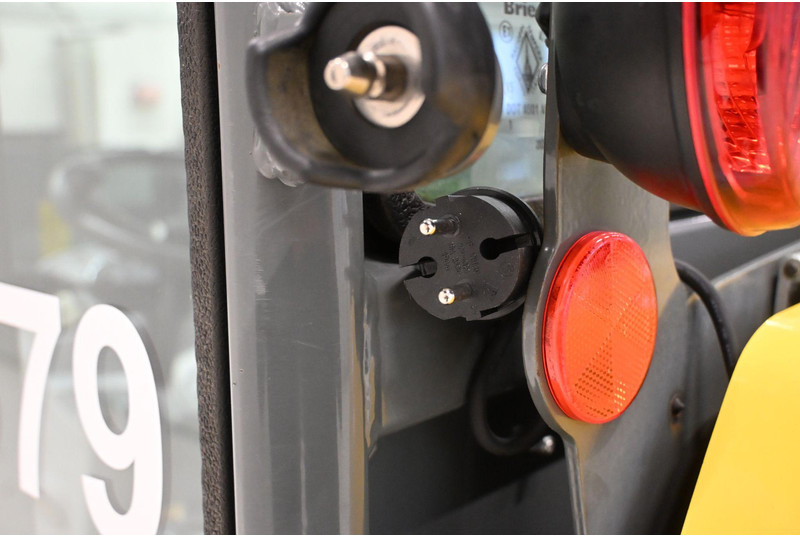 Chargeuse sur pneus Kramer 5035