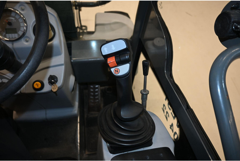 Chargeuse sur pneus Kramer 5035