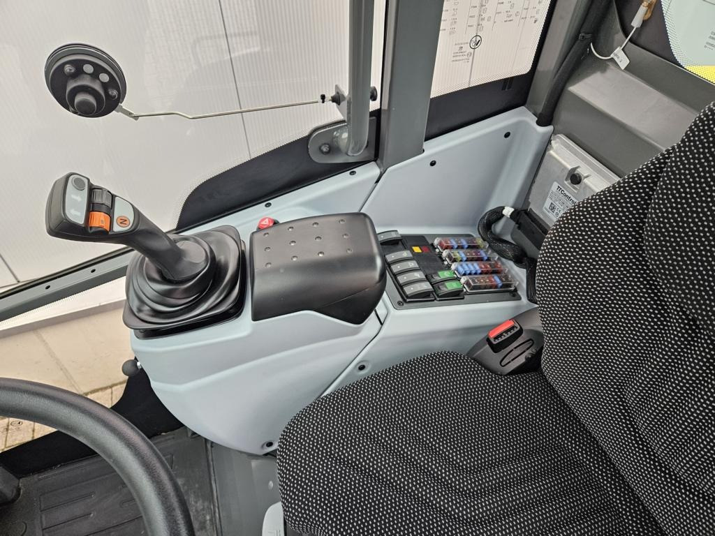 Chargeuse sur pneus Kramer 5050
