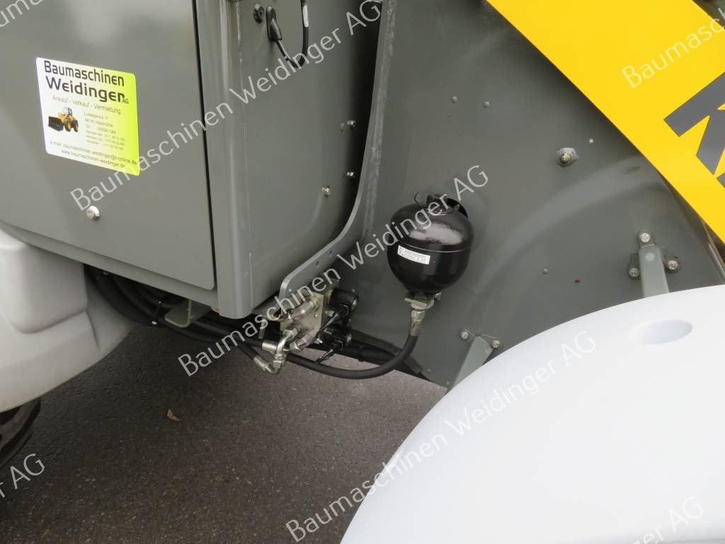 Chargeuse sur pneus Kramer 5075