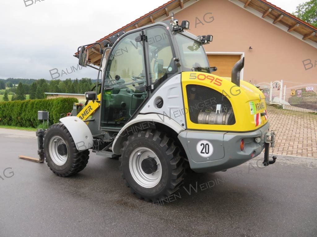 Chargeuse sur pneus Kramer 5095