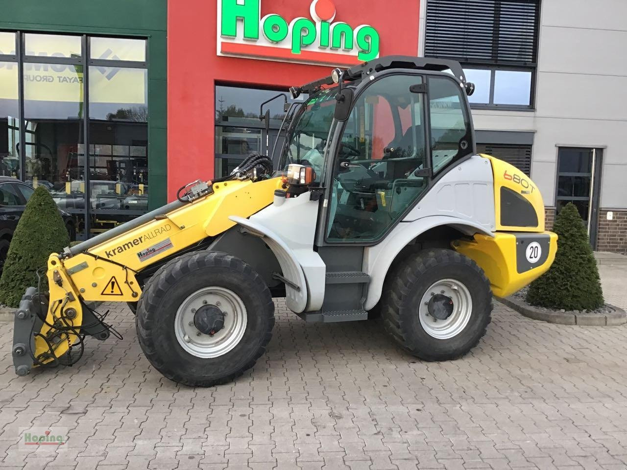 Chargeuse sur pneus Kramer 680T