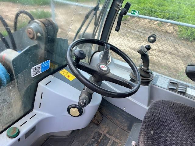 Chargeuse sur pneus Kramer 750