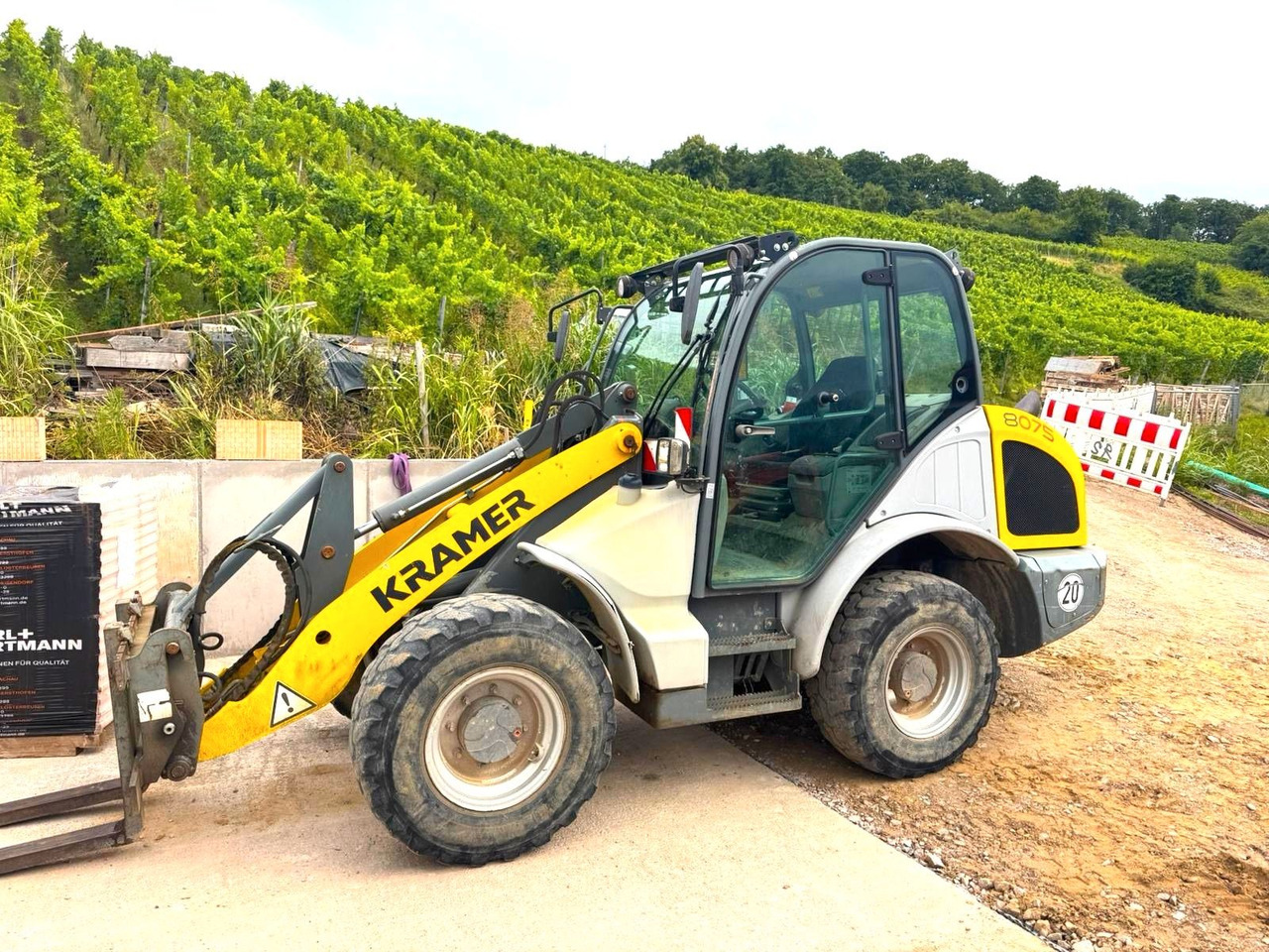 Chargeuse sur pneus Kramer 8075 / 5075