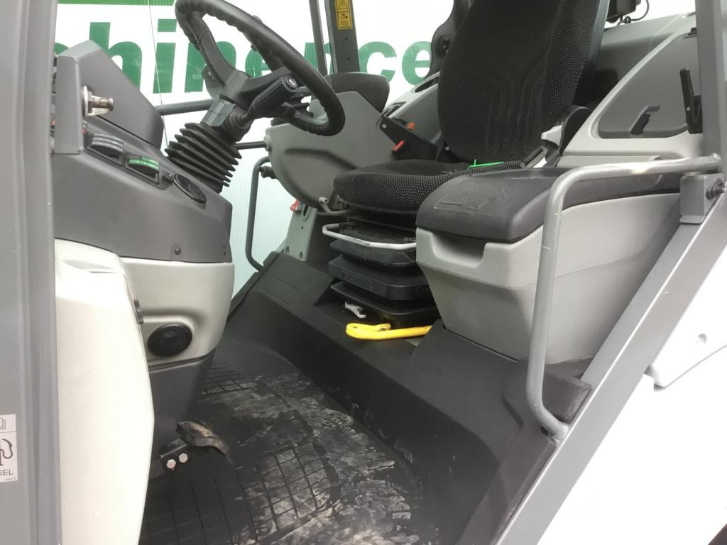 Chargeuse sur pneus Kramer 8085