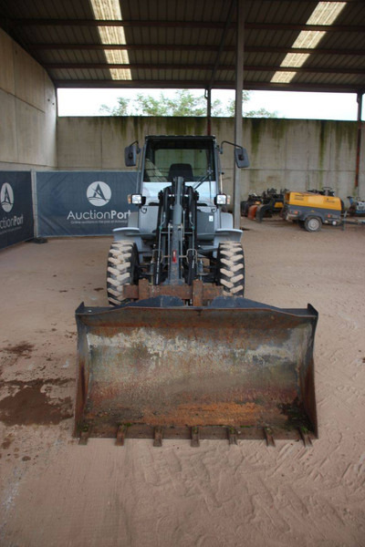 Chargeuse sur pneus Kramer 8085