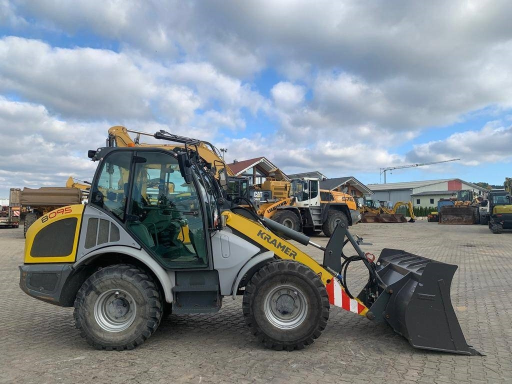 Chargeuse sur pneus Kramer 8095