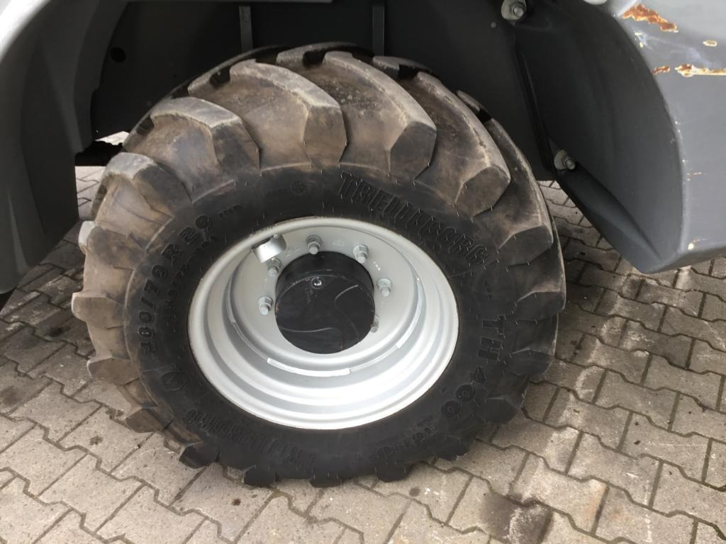 Chargeuse sur pneus Kramer 8105
