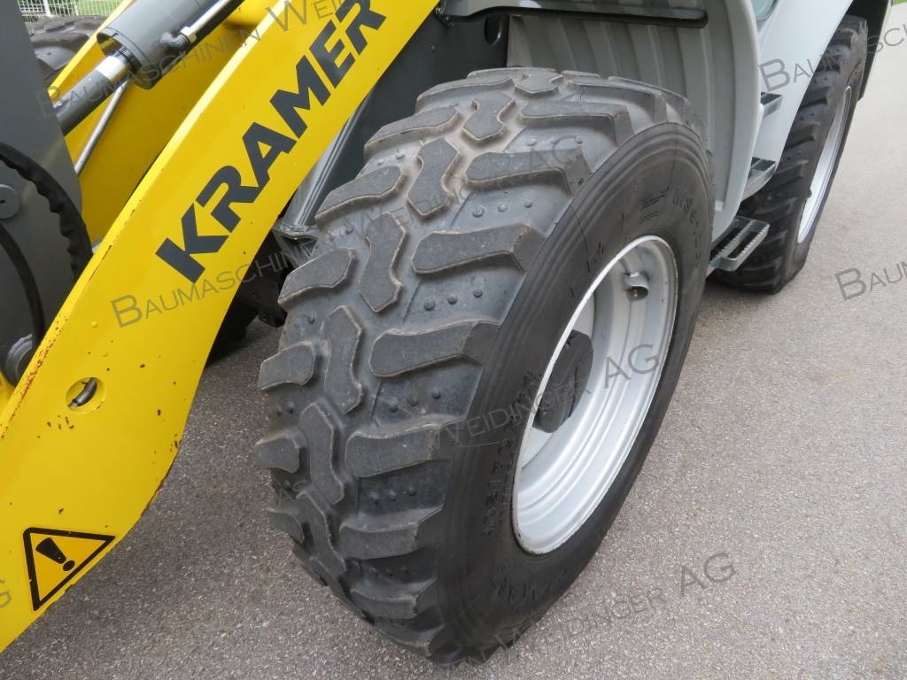 Chargeuse sur pneus Kramer 8115