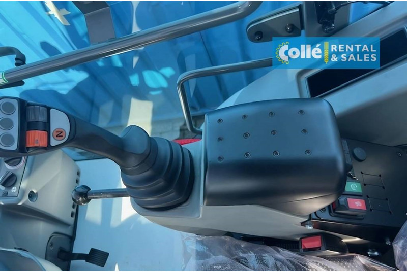 Chargeuse sur pneus Kramer 8115 | 2024