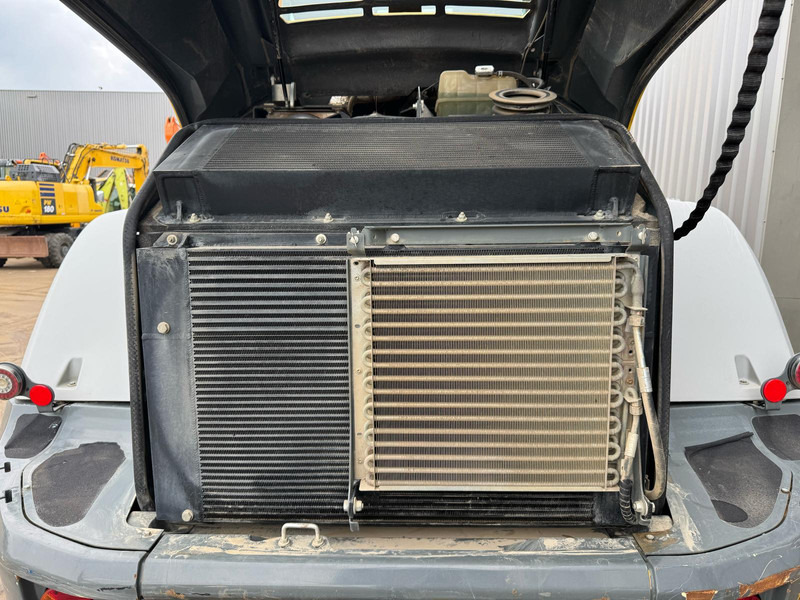 Chargeuse sur pneus Kramer 8155 / Forks / bucket