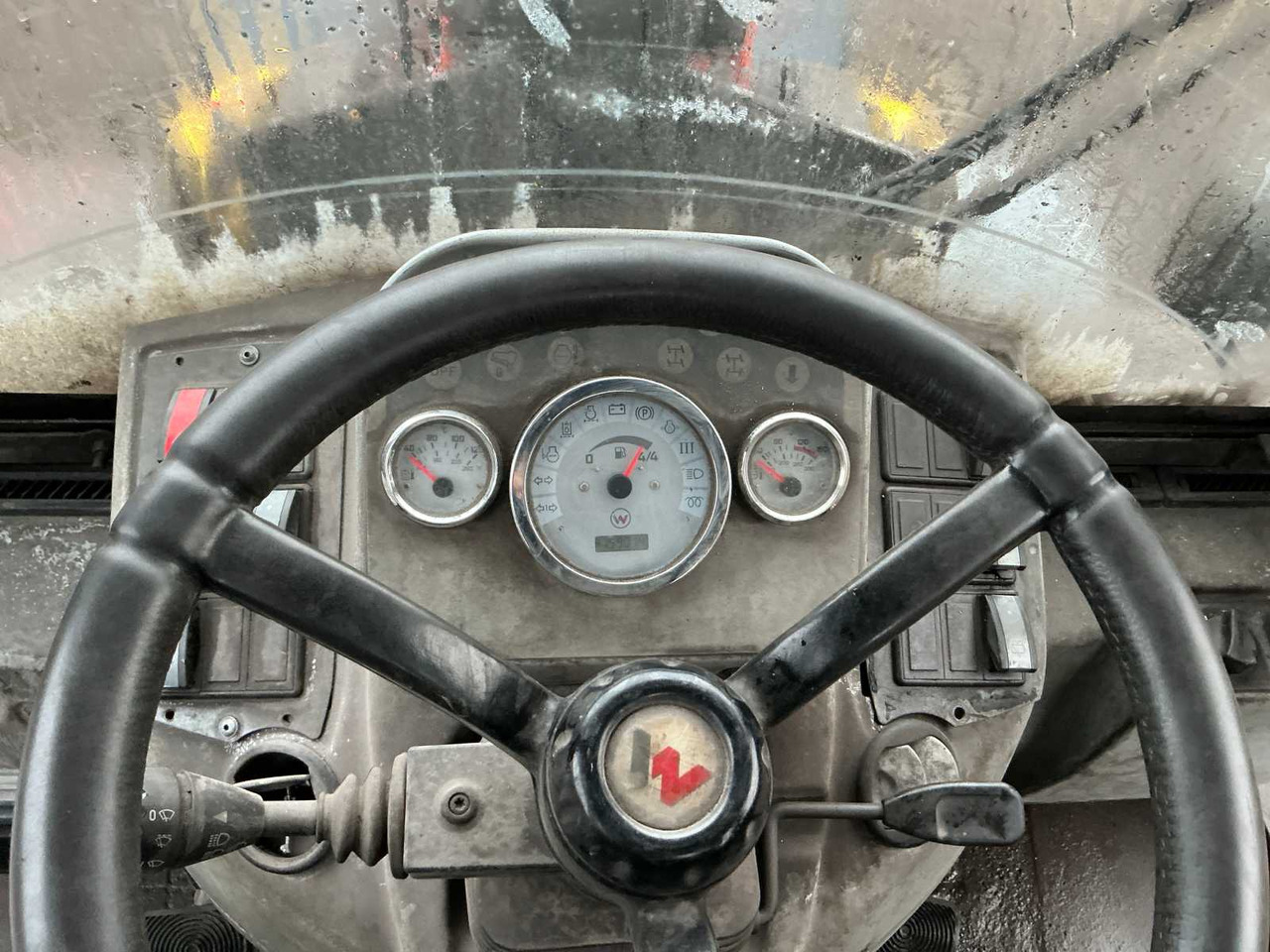 Chargeuse sur pneus Kramer Allard 343