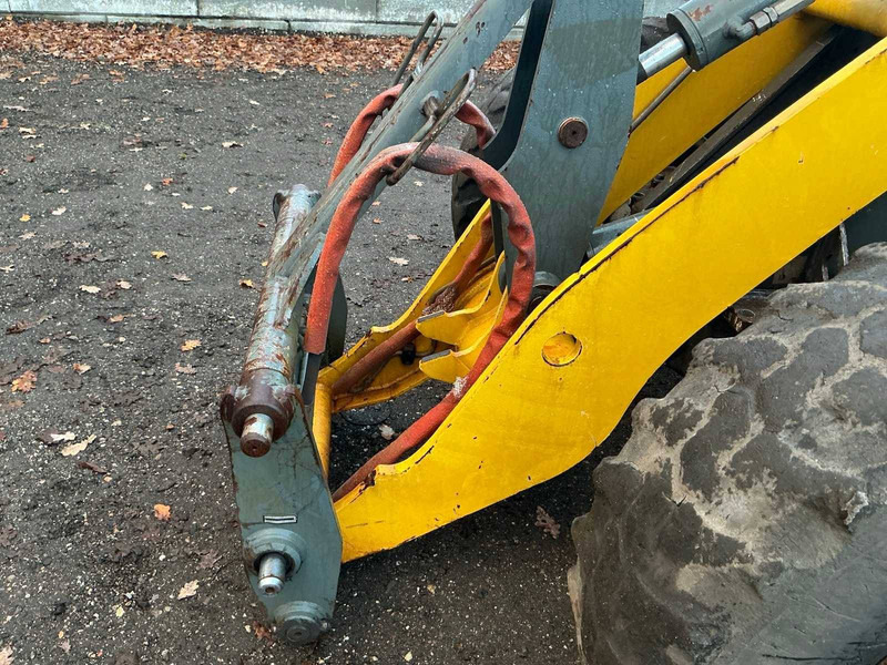 Chargeuse sur pneus Kramer Allrad 342