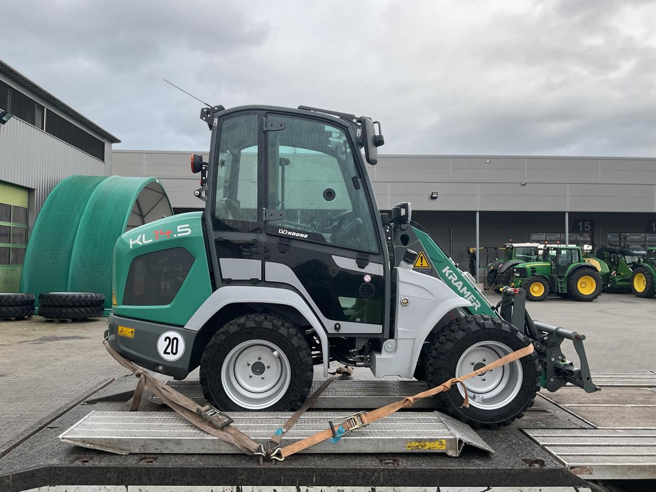 Chargeuse sur pneus Kramer KL14.5