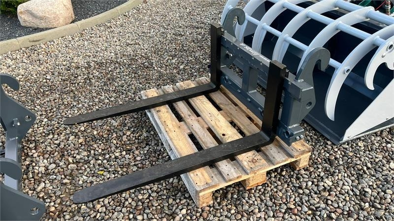 Chargeuse sur pneus Kramer KL25.5T JULE/NYTÅRSTILBUD med teleskoparm, så den