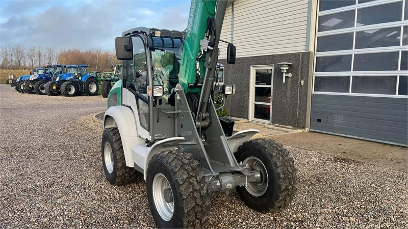 Chargeuse sur pneus Kramer KL25.5T JULE/NYTÅRSTILBUD med teleskoparm, så den