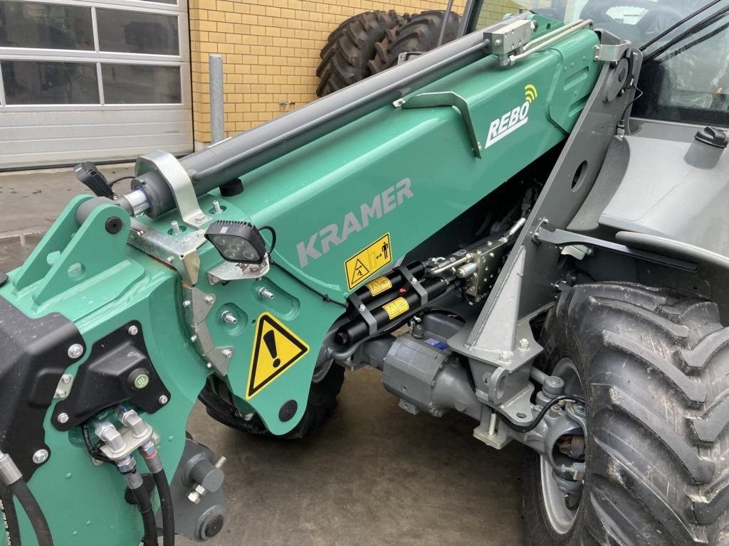 Chargeuse sur pneus Kramer KL 33.8T