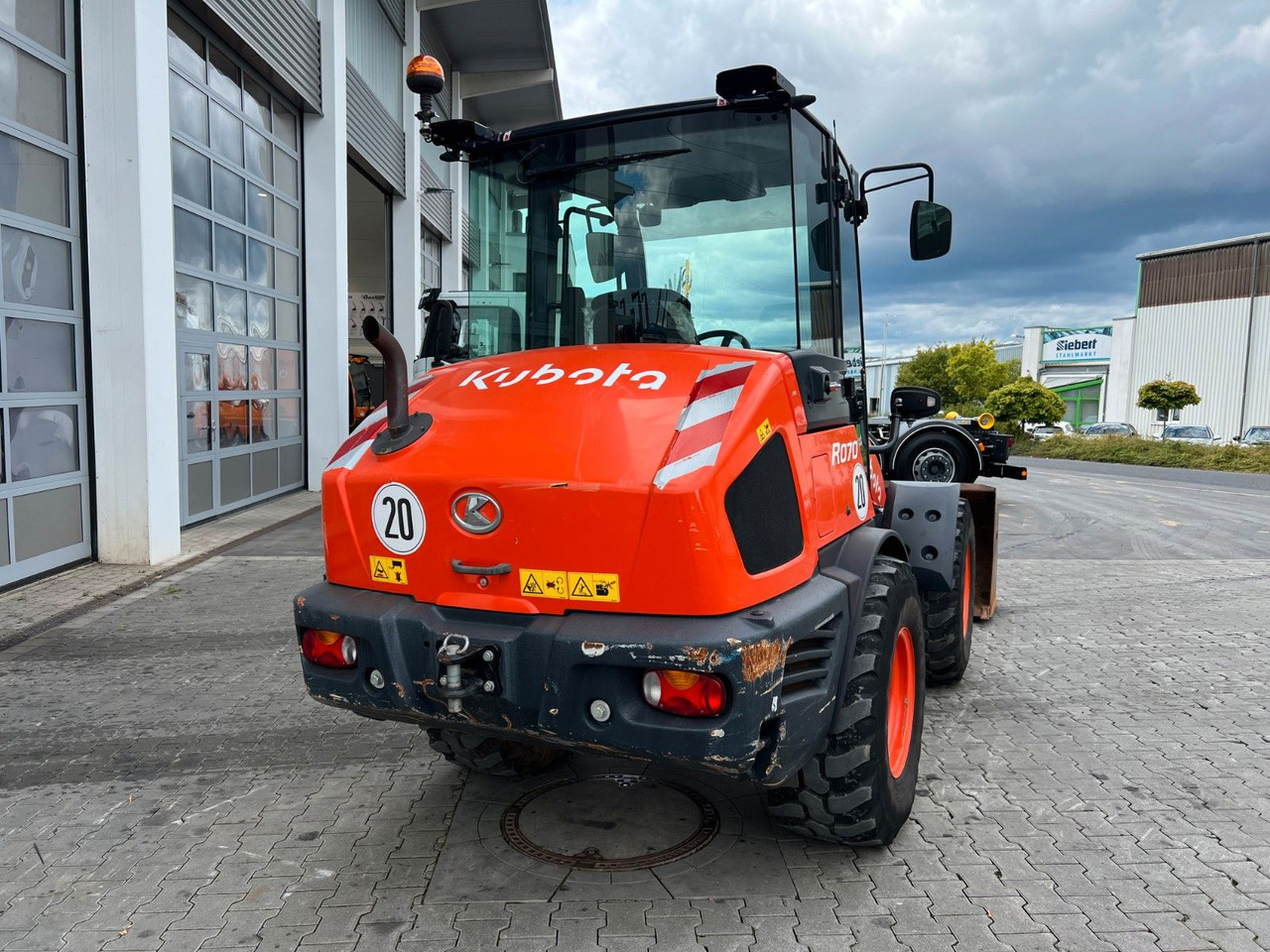 Chargeuse sur pneus Kubota R070 / Gabel & Schaufel / nur 1.869h!