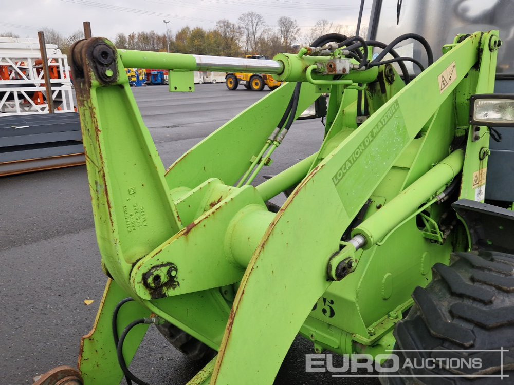 Chargeuse sur pneus Kubota R520