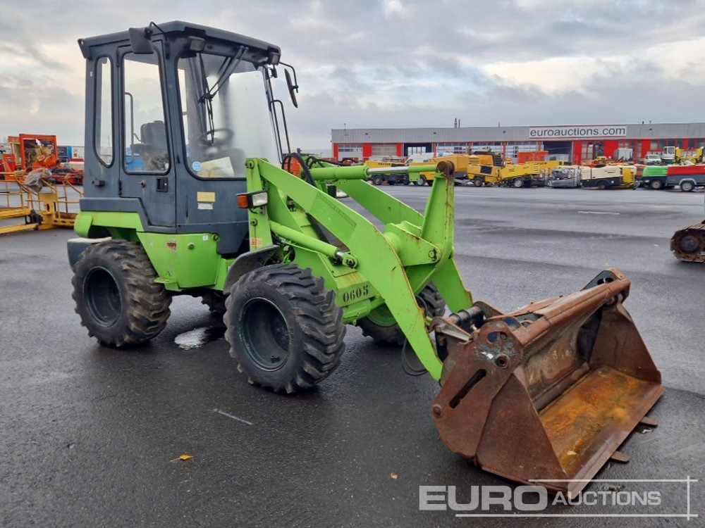 Chargeuse sur pneus Kubota R520
