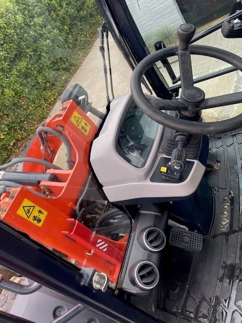 Chargeuse sur pneus Kubota R 065