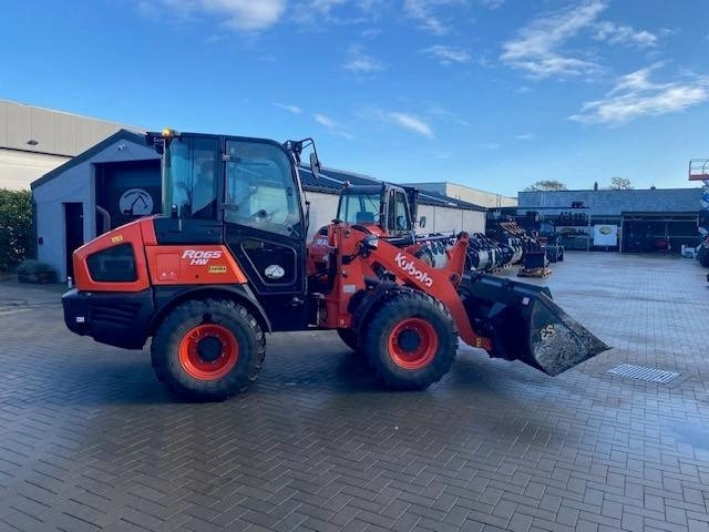 Chargeuse sur pneus Kubota R 065