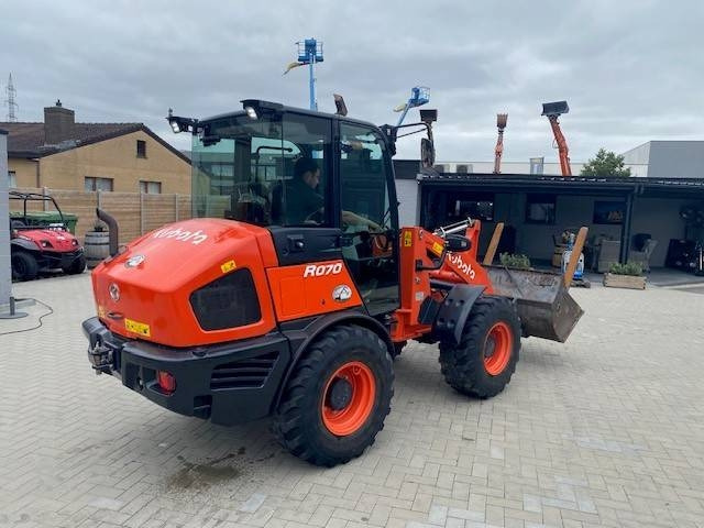 Chargeuse sur pneus Kubota R 070
