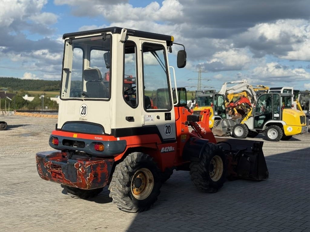 Chargeuse sur pneus Kubota R 420