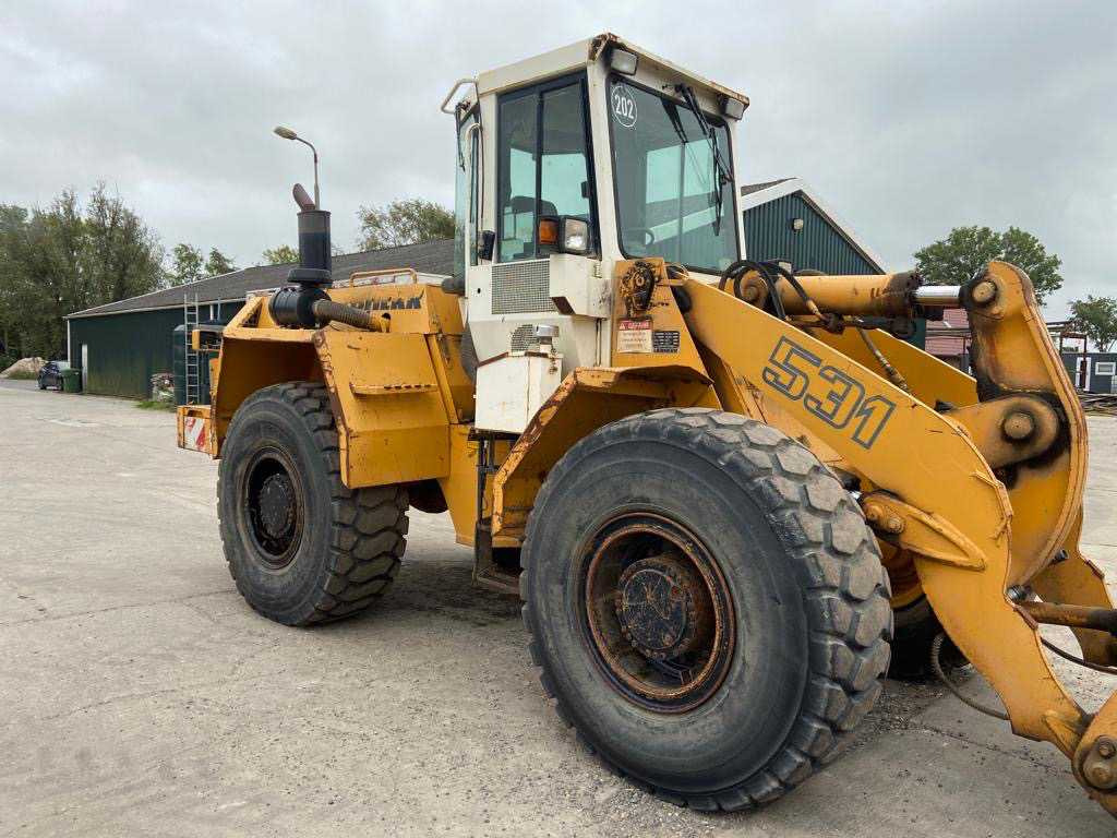 Chargeuse sur pneus LIEBHERR 531 WHEEL LOADER / SHOVEL