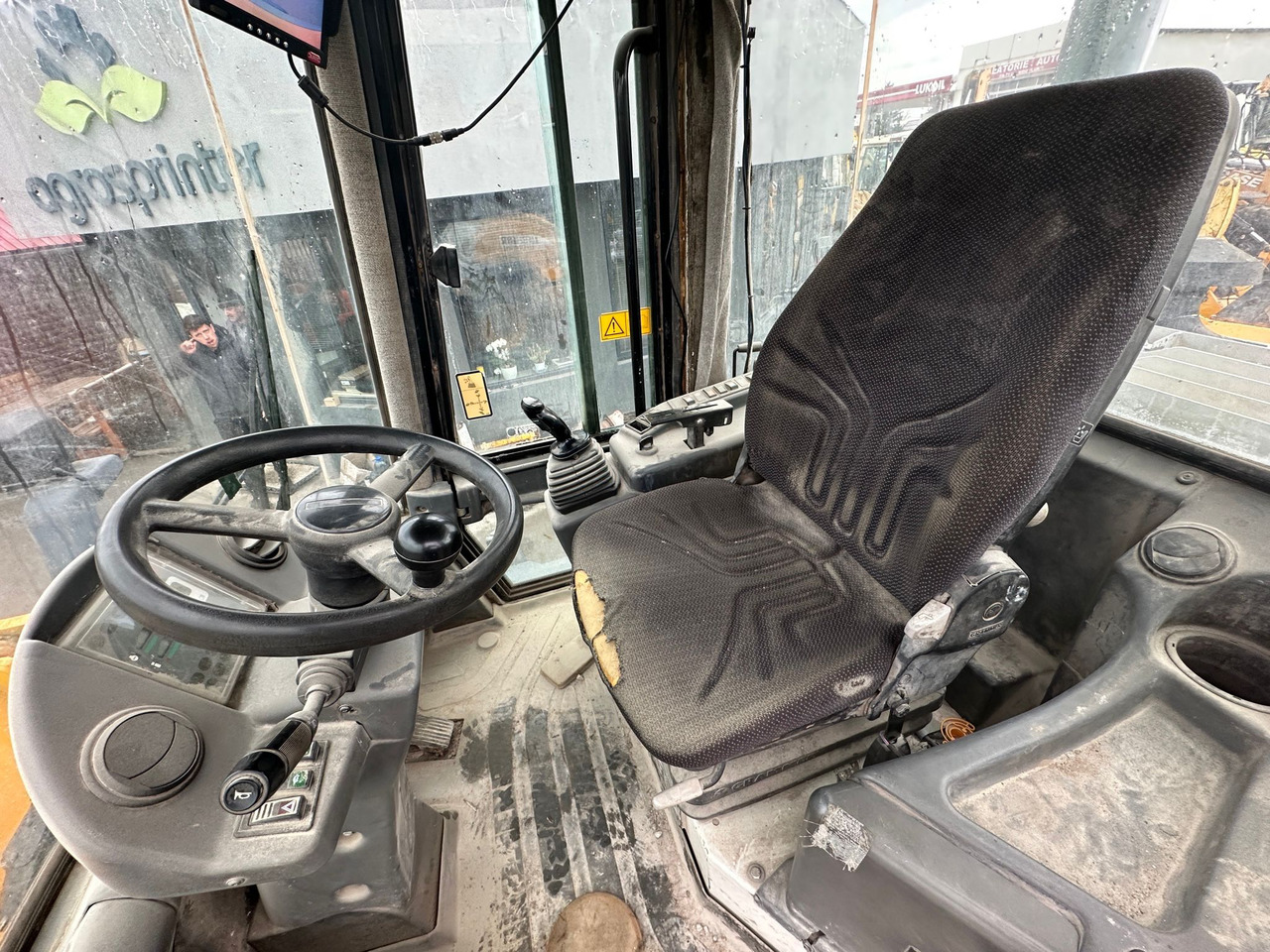 Chargeuse sur pneus LIEBHERR L524