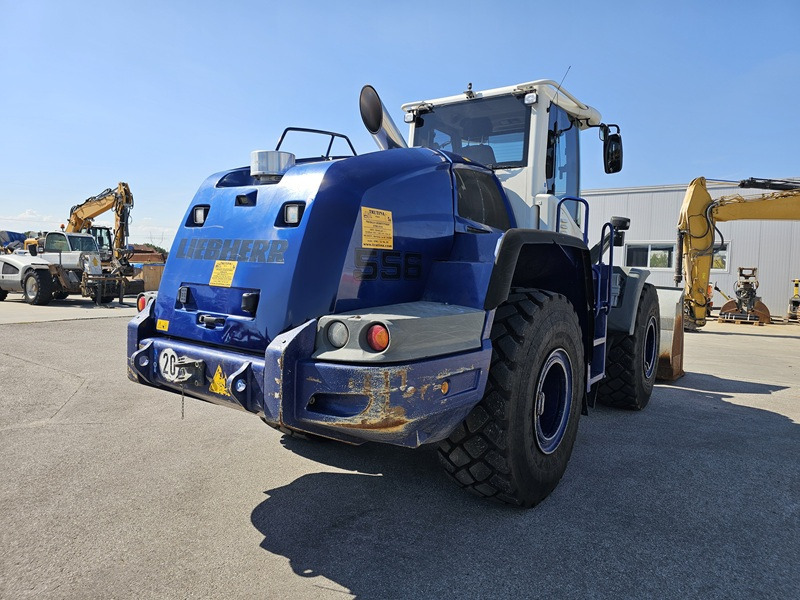 Chargeuse sur pneus LIEBHERR L556