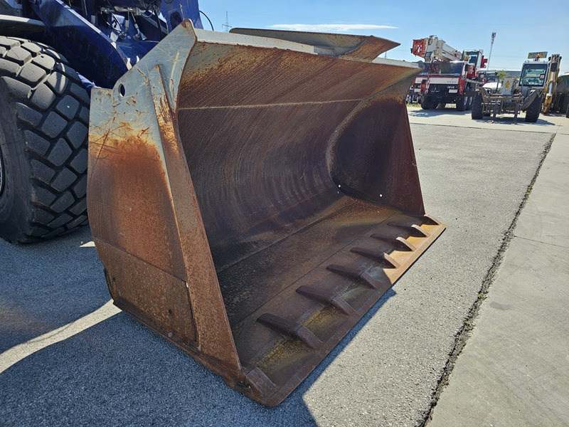 Chargeuse sur pneus LIEBHERR L556