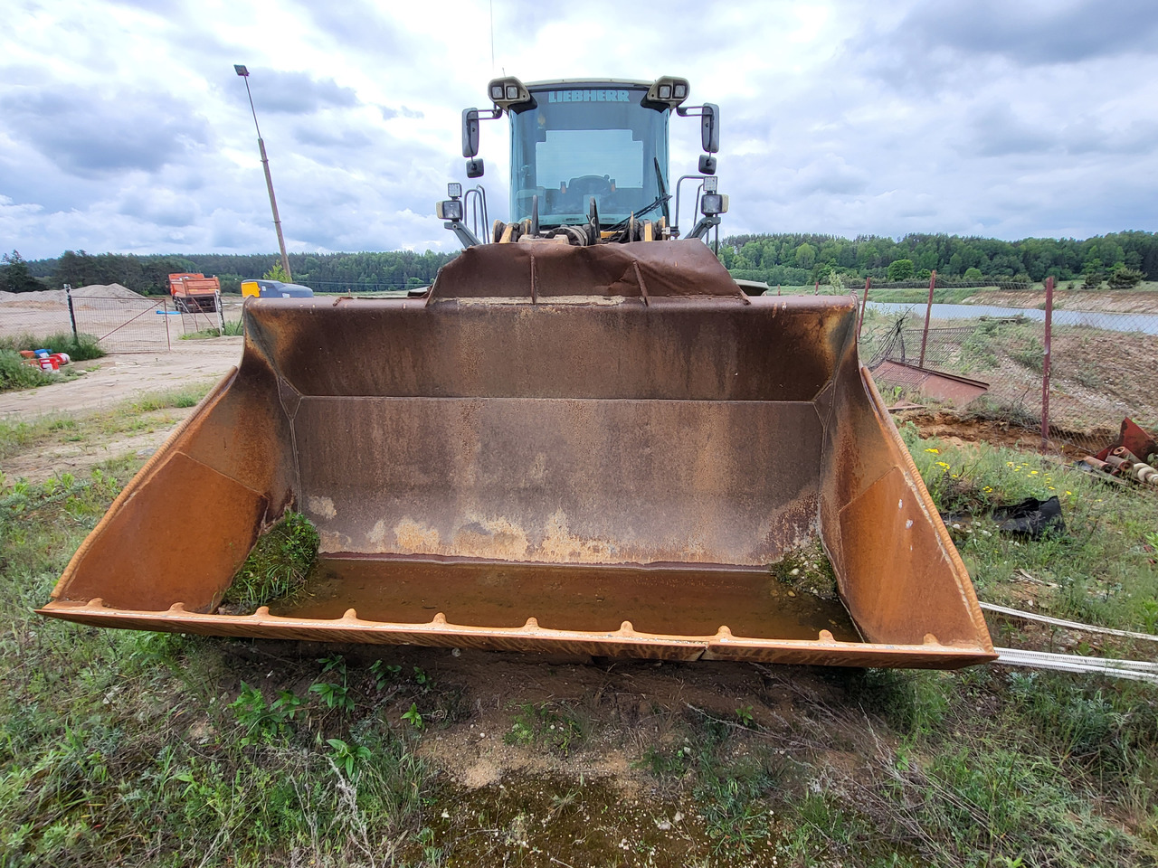 Chargeuse sur pneus LIEBHERR L566