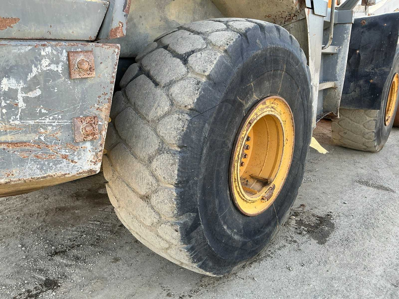 Chargeuse sur pneus LIEBHERR - L576 - SHOVEL - 2014