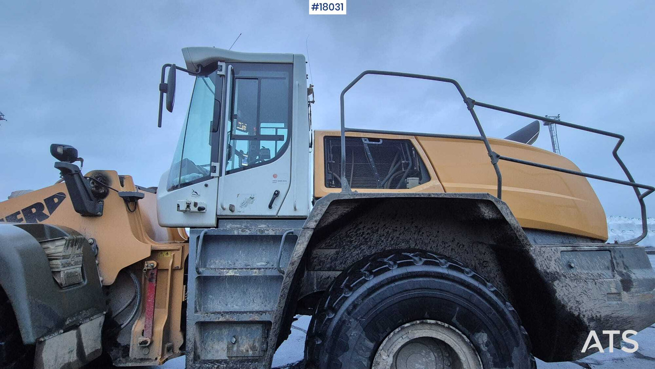Chargeuse sur pneus LIEBHERR L576 wheel loader (2017)