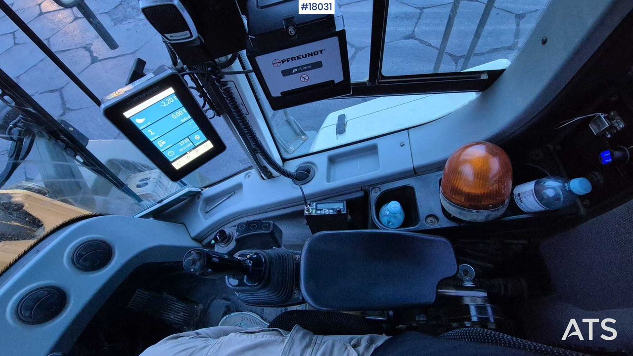 Chargeuse sur pneus LIEBHERR L576 wheel loader (2017)