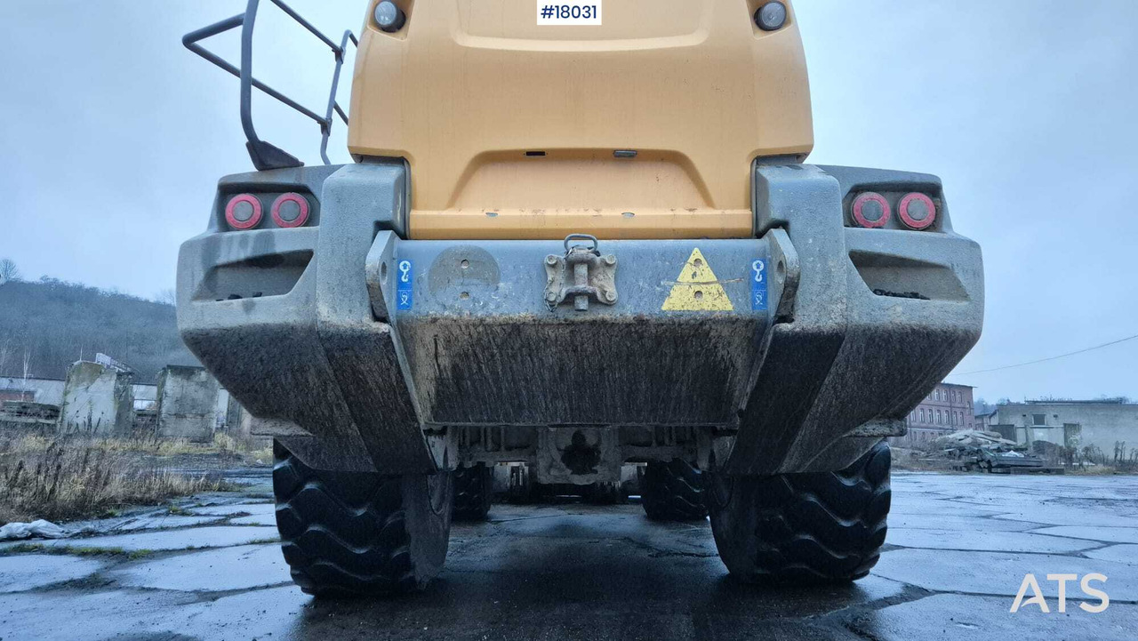 Chargeuse sur pneus LIEBHERR L576 wheel loader (2017)