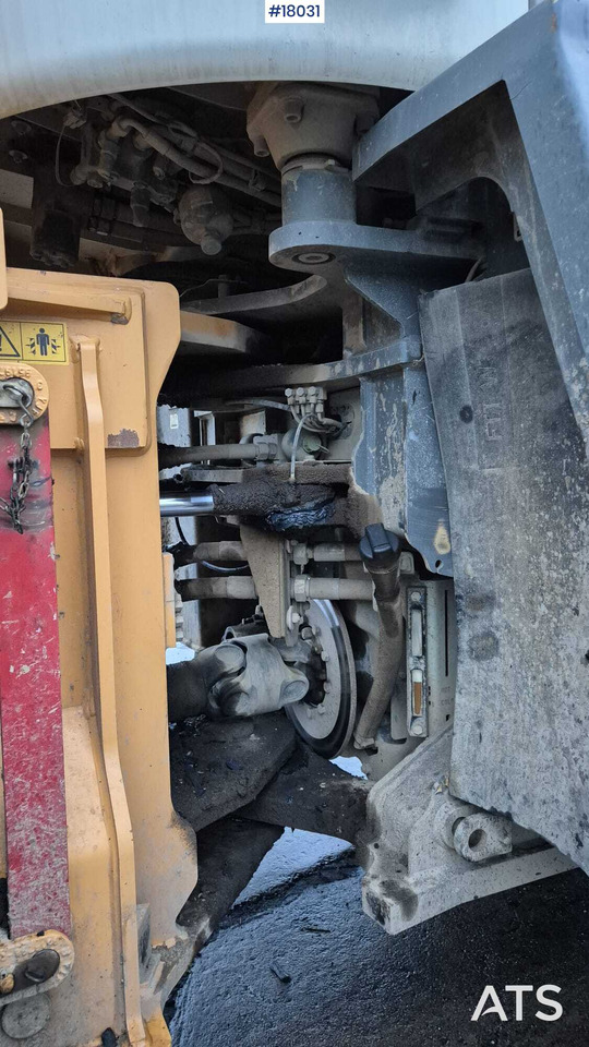 Chargeuse sur pneus LIEBHERR L576 wheel loader (2017)