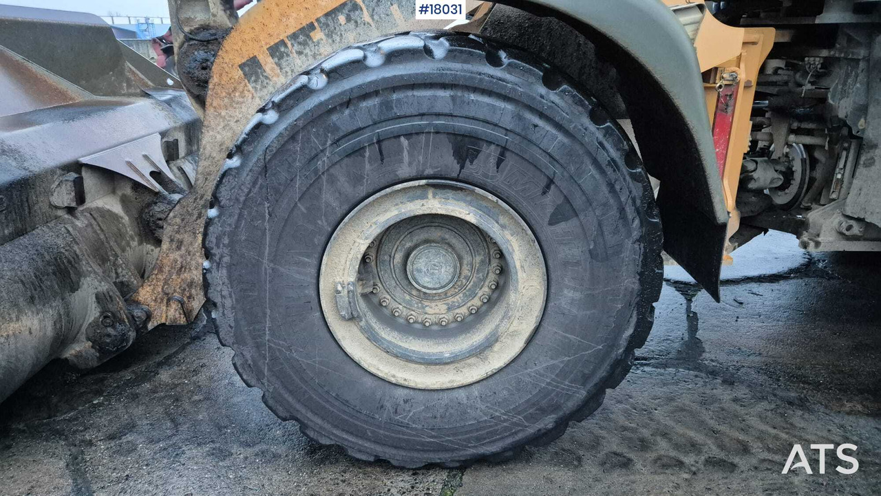 Chargeuse sur pneus LIEBHERR L576 wheel loader (2017)