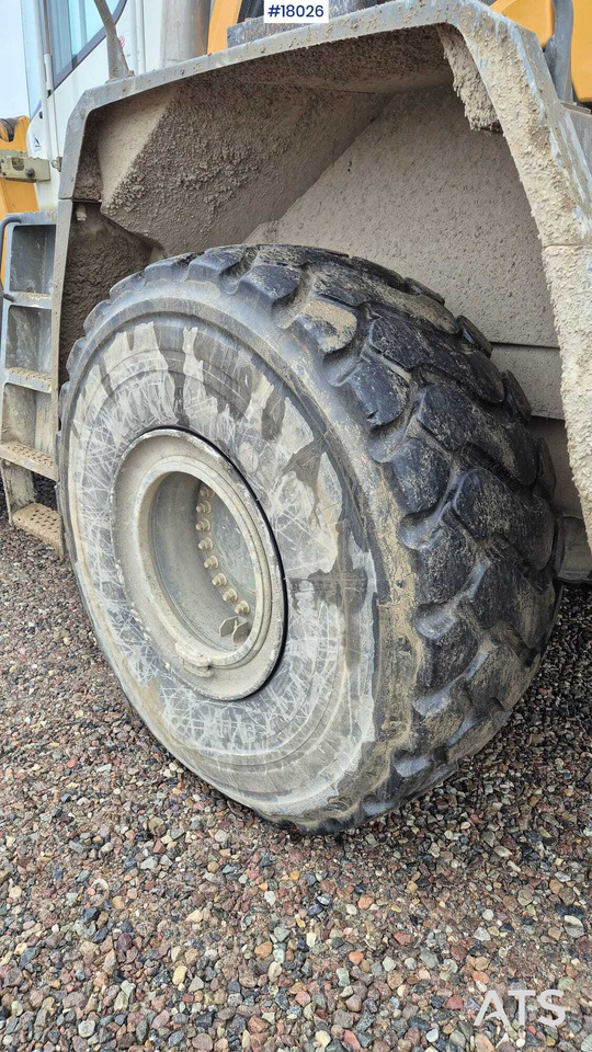 Chargeuse sur pneus LIEBHERR L576 xPower wheel loader (2019)
