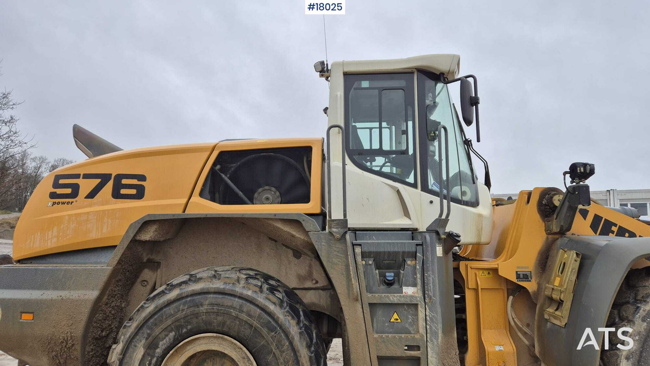 Chargeuse sur pneus LIEBHERR L576 xPower wheel loader (2019)