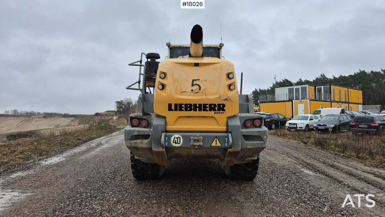 Chargeuse sur pneus LIEBHERR L576 xPower wheel loader (2019)