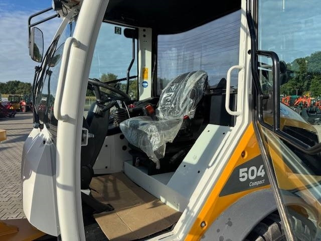 Chargeuse sur pneus LIEBHERR L 504 Compact